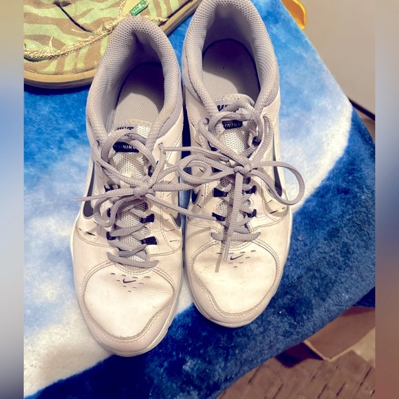 Women’s Nike core flex 2, size 9. - Picture 2 of 4